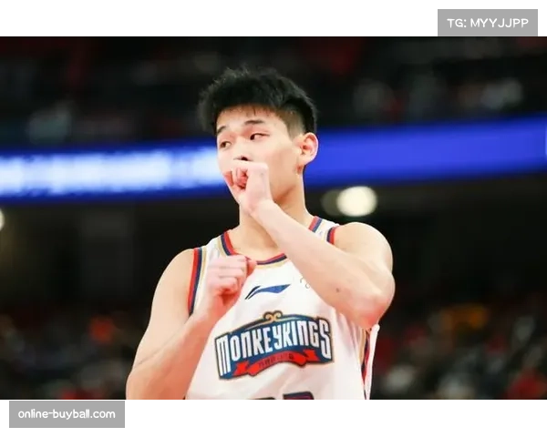 中国球员林葳俄勒冈大学适应期，队内竞争激烈寻求突破